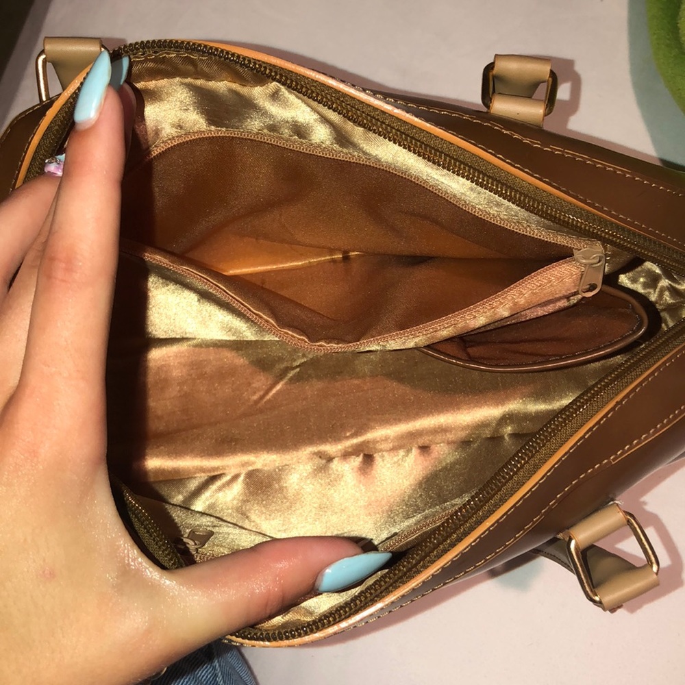 VINTAGE PRADA BAG - Picture 4 of 4